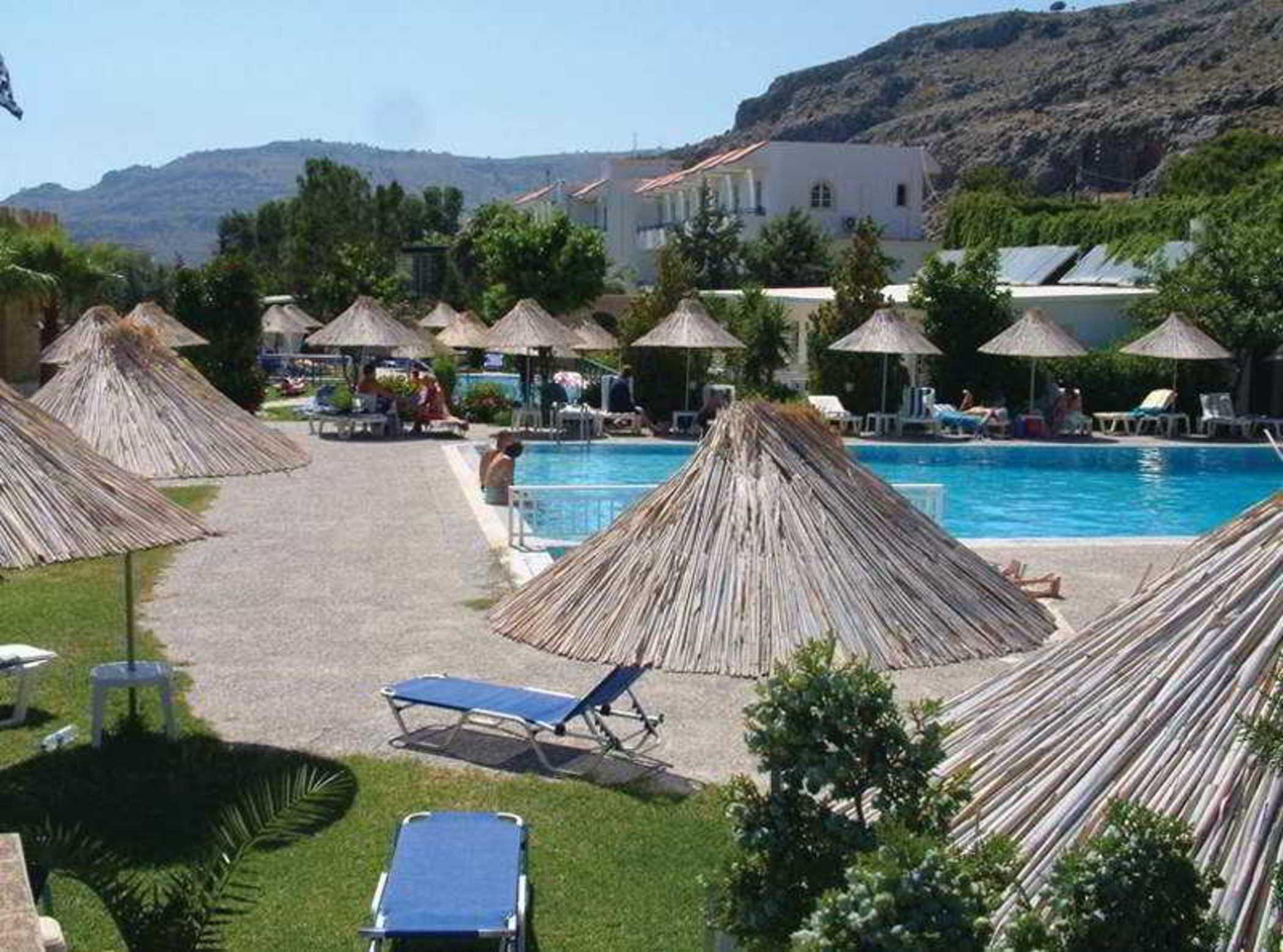 Ilyssion Hotel لاردوس المظهر الخارجي الصورة