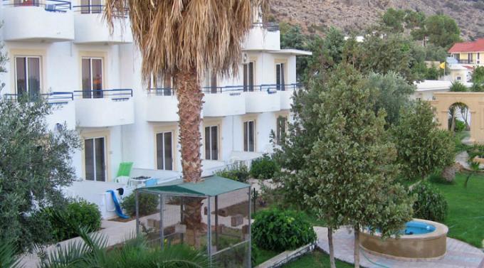 Ilyssion Hotel لاردوس المظهر الخارجي الصورة